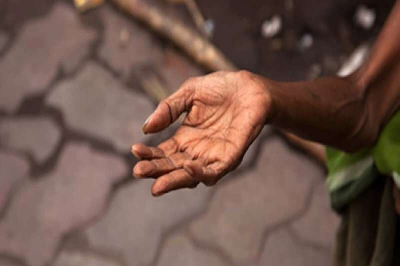 इंदौर में पहली बार भीख देने पर एफआईआर दर्ज, दो लोगों पर कार्रवाई