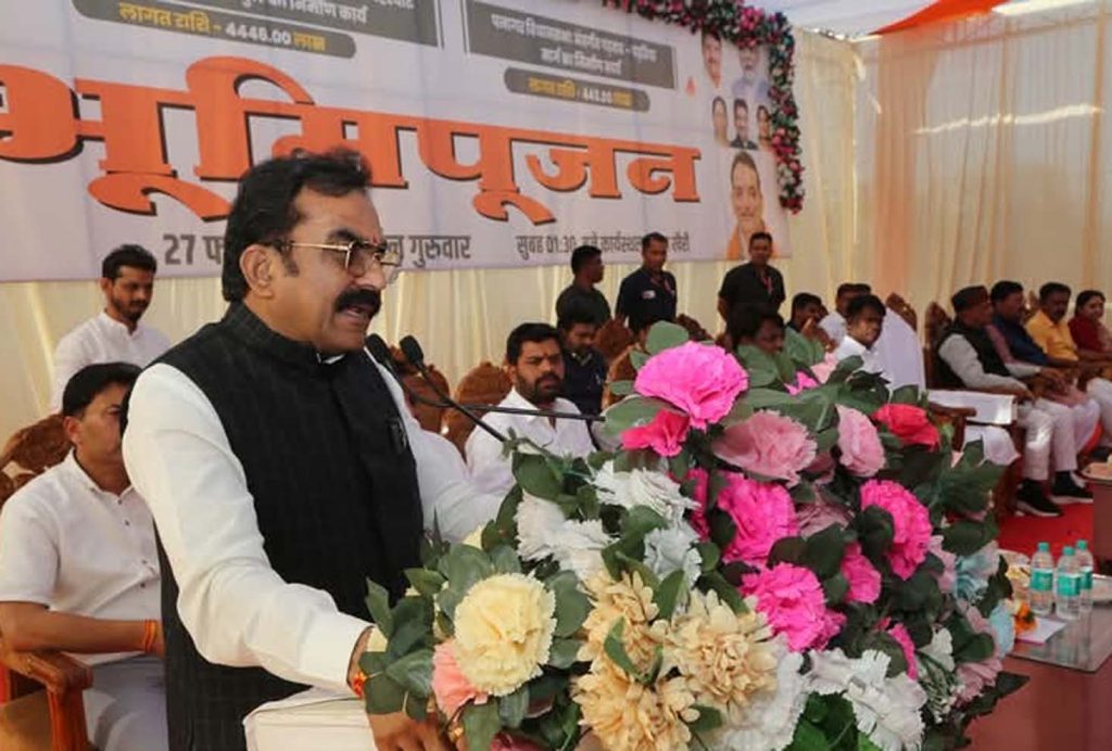 लोक निर्माण मंत्री श्री सिंह ने लगभग 140 करोड़ के निर्माण कार्यों का किया भूमिपूजन