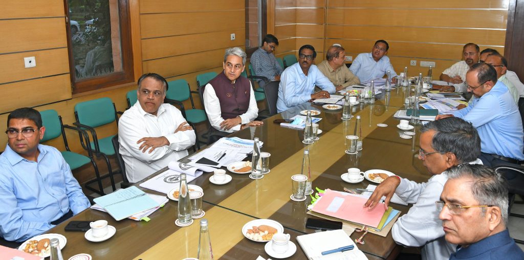 मुख्य सचिव सुधांश पंत ने पीडब्ल्यूडी और एनएचएआई कार्यों की समीक्षा, क्षतिग्रस्त सड़कों की मरम्मत सर्वोच्च प्राथमिकता