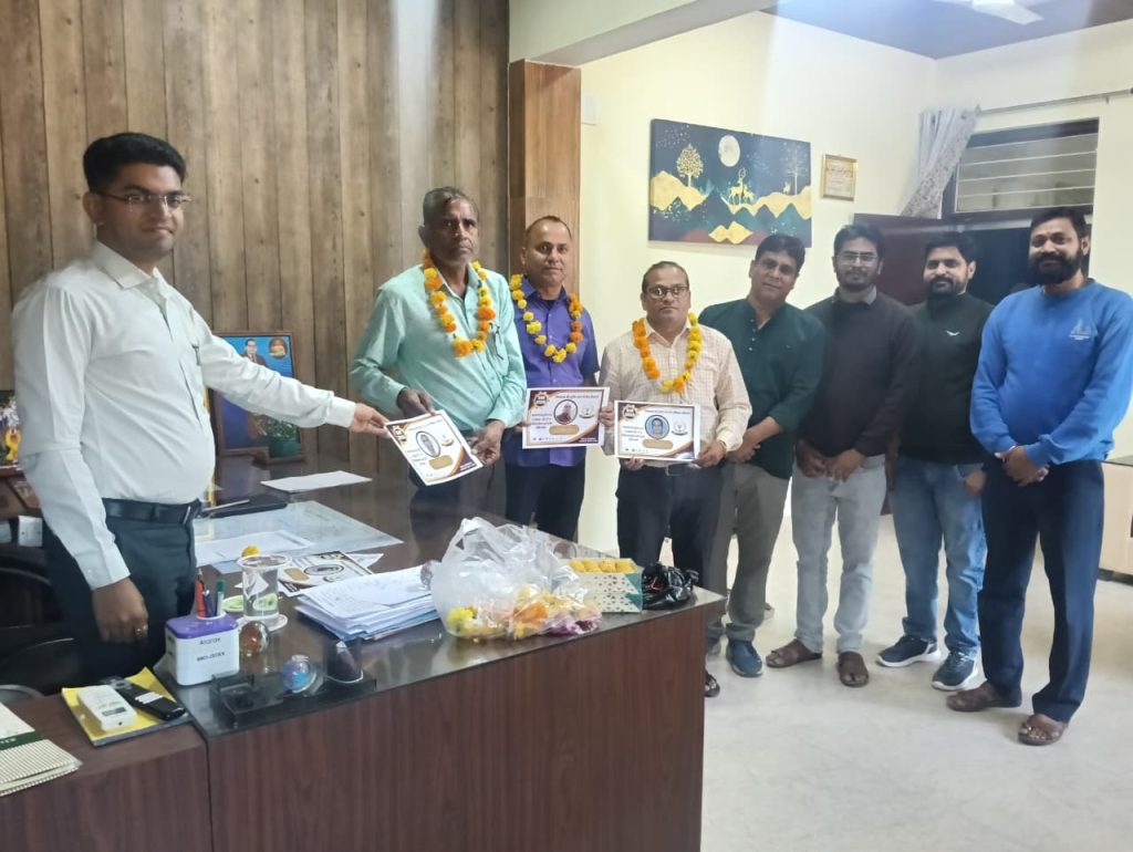 जयपुर जिले में बेहतर प्रदर्शन करने वाले बीएलओ का सम्मान