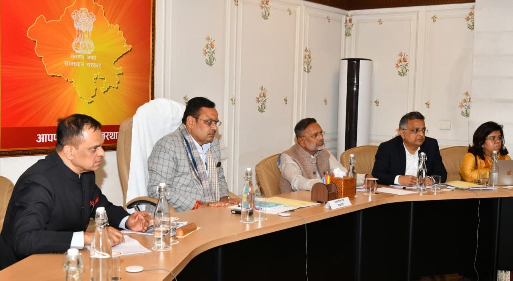 रबी सीजन में किसानों को निर्बाध बिजली आपूर्ति सुनिश्चित करने के निर्देश, सौर ऊर्जा व बैटरी स्टोरेज की नई संभावनाएं तलाशने पर जोर