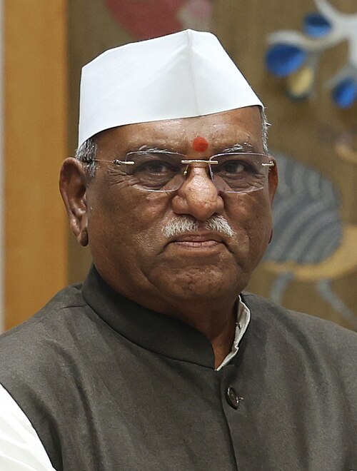 राज्यपाल हरिभाऊ बागडे ने राजगढ़ भैरव धाम में की पूजा-अर्चना: प्रदेश की खुशहाली और नशामुक्ति का दिया संदेश