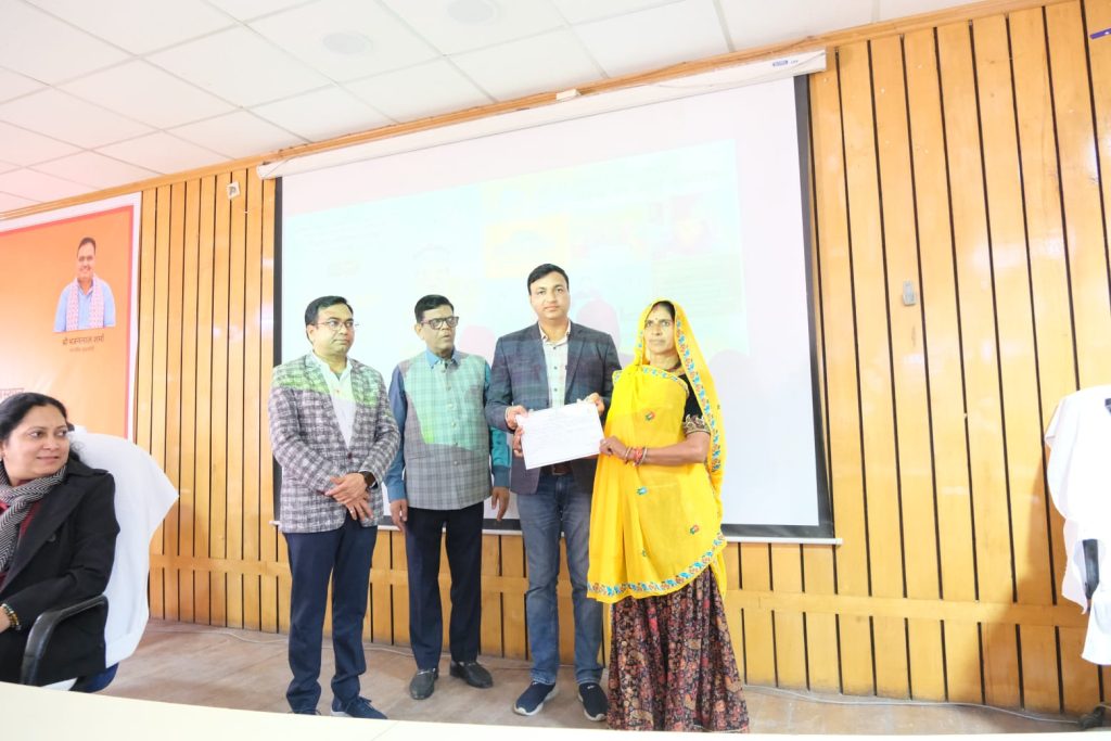 ’नरेगा आखर’ अभियान: साक्षरता के बाद अब वित्तीय और डिजिटल साक्षरता से सशक्त होंगे श्रमिक