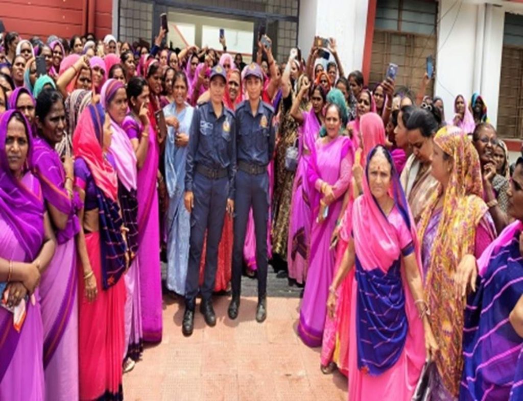 ऐतिहासिक महा-संवाद: 1.5 लाख महिलाओं की भागीदारी और 1,588 वॉलंटियर्स का सम्मान