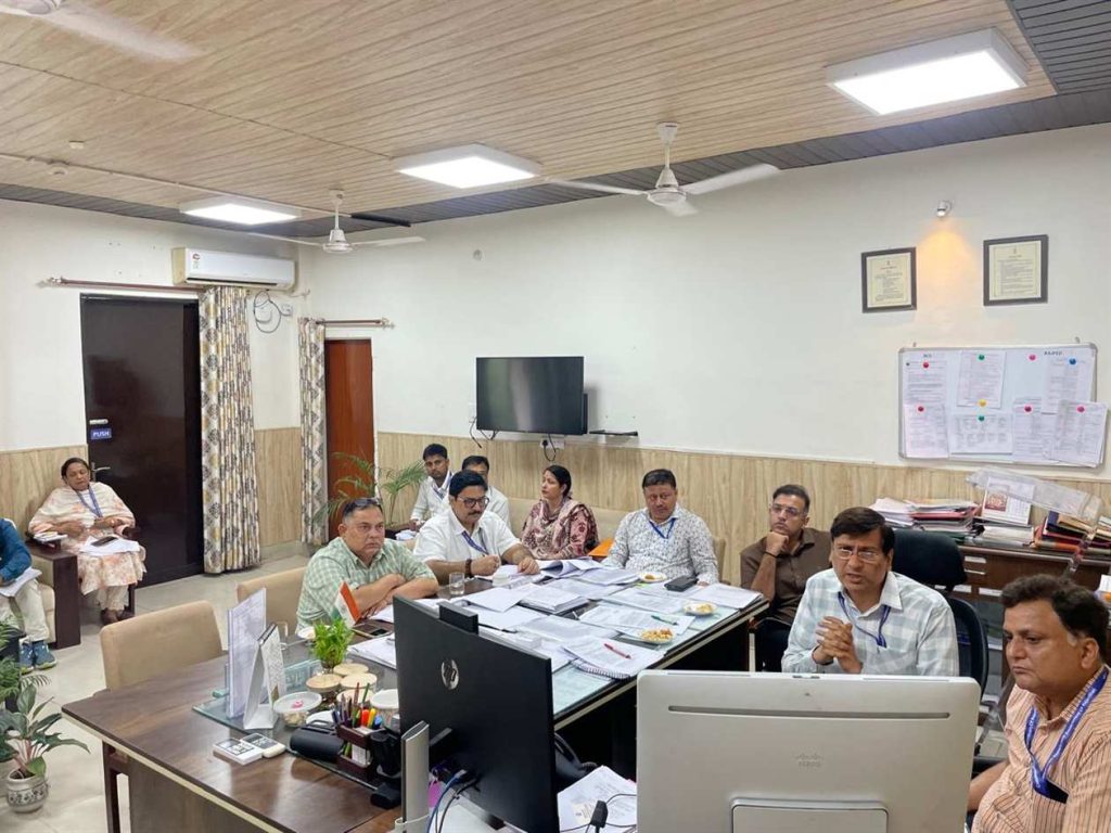 सहकारी भंडारों की राज्य स्तरीय मासिक समीक्षा बैठक: विभागीय मापदंडों पर खरा उतरने वाले भंडारों की रैंकिंग जारी