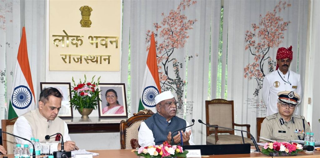 राज्यपाल ने मादक पदार्थों के नियंत्रण और नशामुक्त भारत अभियान की समीक्षा बैठक ली: नशामुक्त राजस्थान के लिए चलेगा महीनेभर का विशेष अभियान