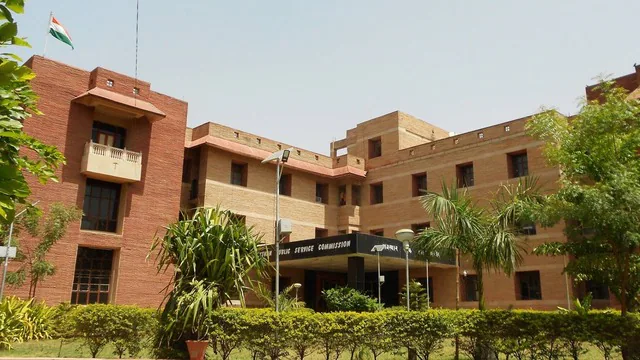 RPSC: निर्धारित समय पर ही होगी वरिष्ठ अध्यापक भर्ती परीक्षा-2025; पदों की संख्या में बदलाव के साथ शुद्धि-पत्र जारी