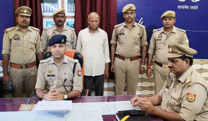 बंदर के बच्चे की हत्या के आरोपी को पुलिस ने 24 घंटे में किया गिरफ्तार, हथियार भी बरामद